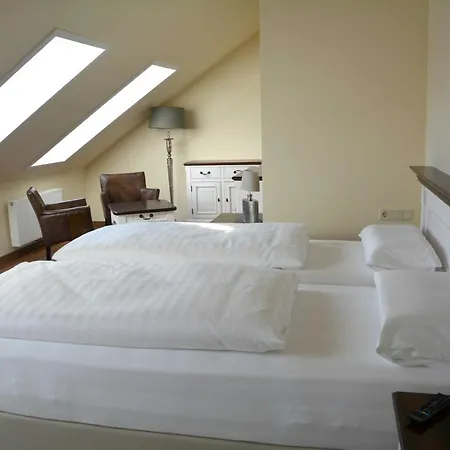 Wildhof Hotel Neustrelitz Buitenkant foto