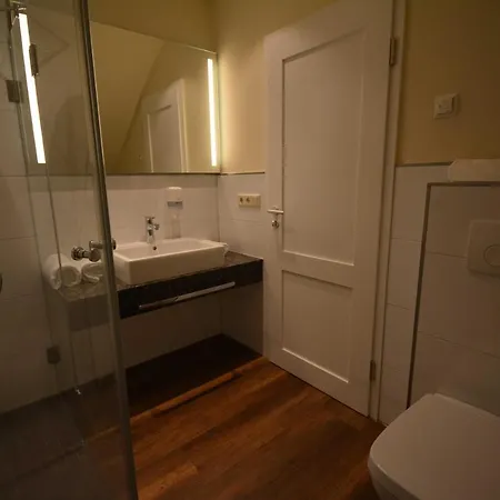 Wildhof Hotel Neustrelitz Buitenkant foto